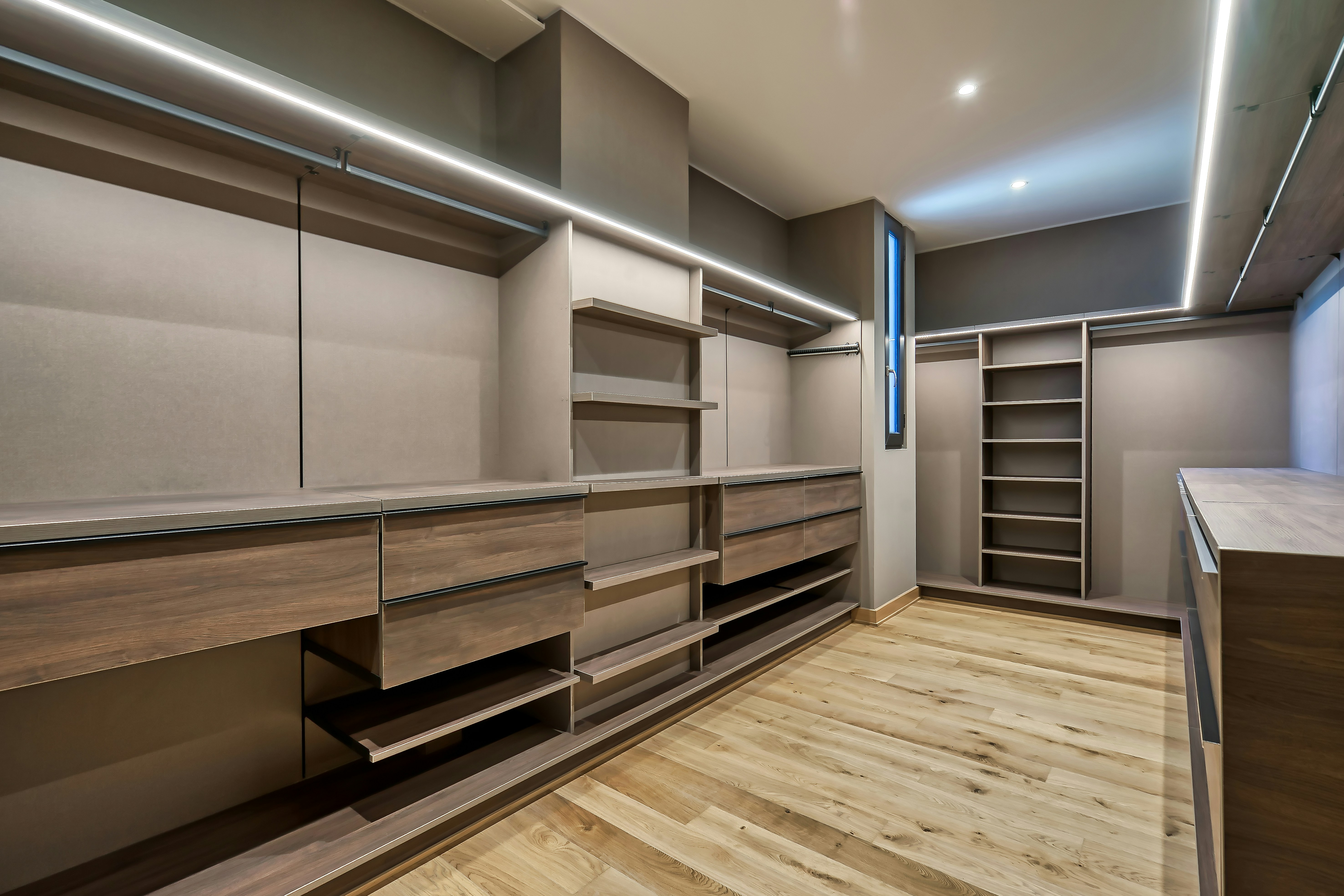 Custom walk-in closet design in Charleston SC